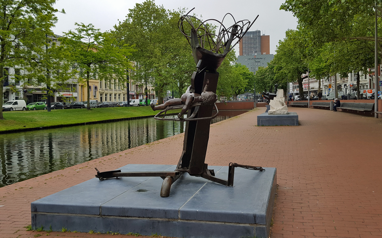 Carel Visser - Moeder en kind - terugplaatsing