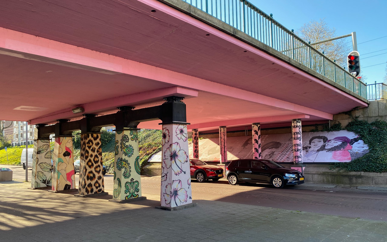 Transister - Het roze viaduct - Beneden Oostzeedijk