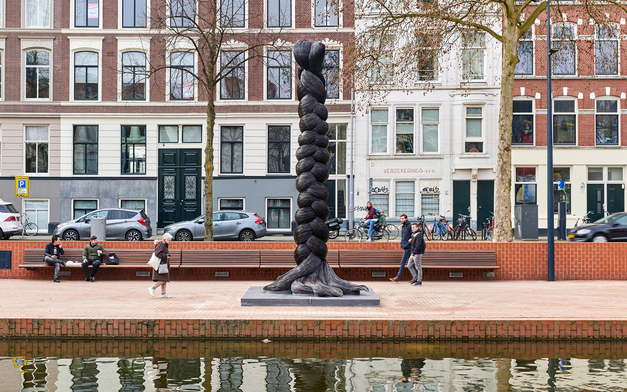Kalliopi Lemos - De vlecht - beeldenterras Westersingel